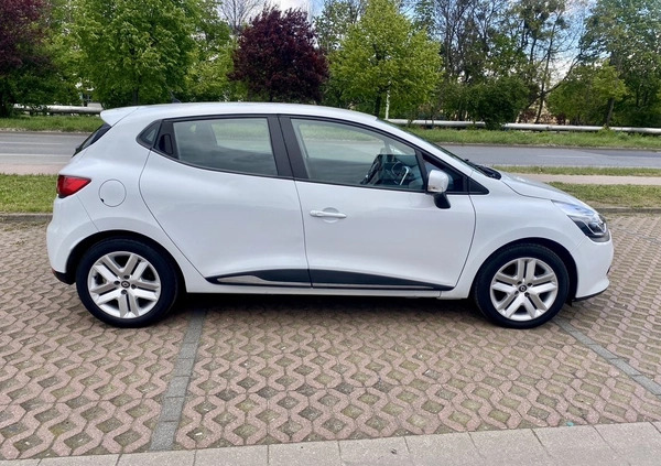 Renault Clio cena 25900 przebieg: 158000, rok produkcji 2015 z Dynów małe 154